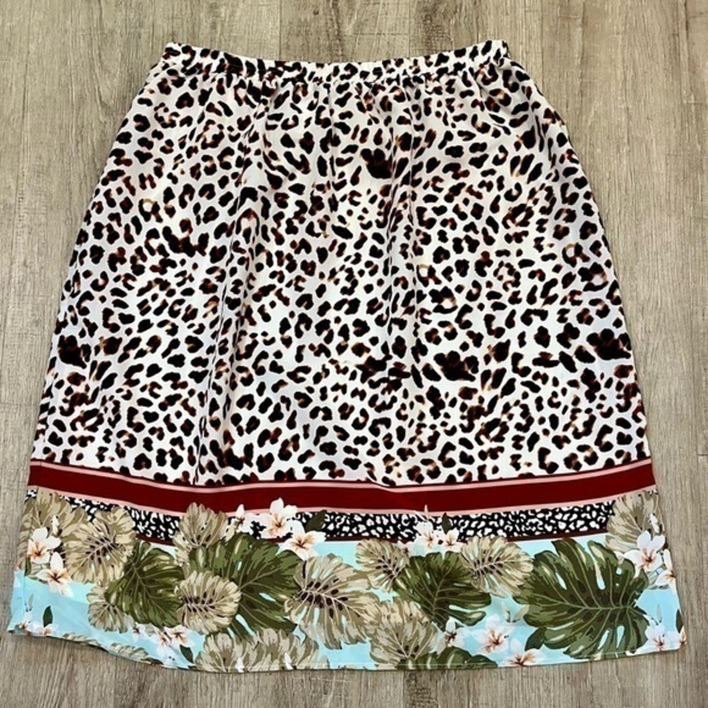 Christopher & Banks Leopard Print Skirt Tropical Leaf Pattern Size Medium